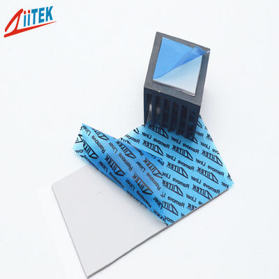 Chất làm đầy khoảng cách nhiệt bằng cao su silicon 2.0W / mK cho các bộ điều khiển động cơ ô tô mang lại khả năng giảm chấn và quản lý nhiệt ứng suất thấp